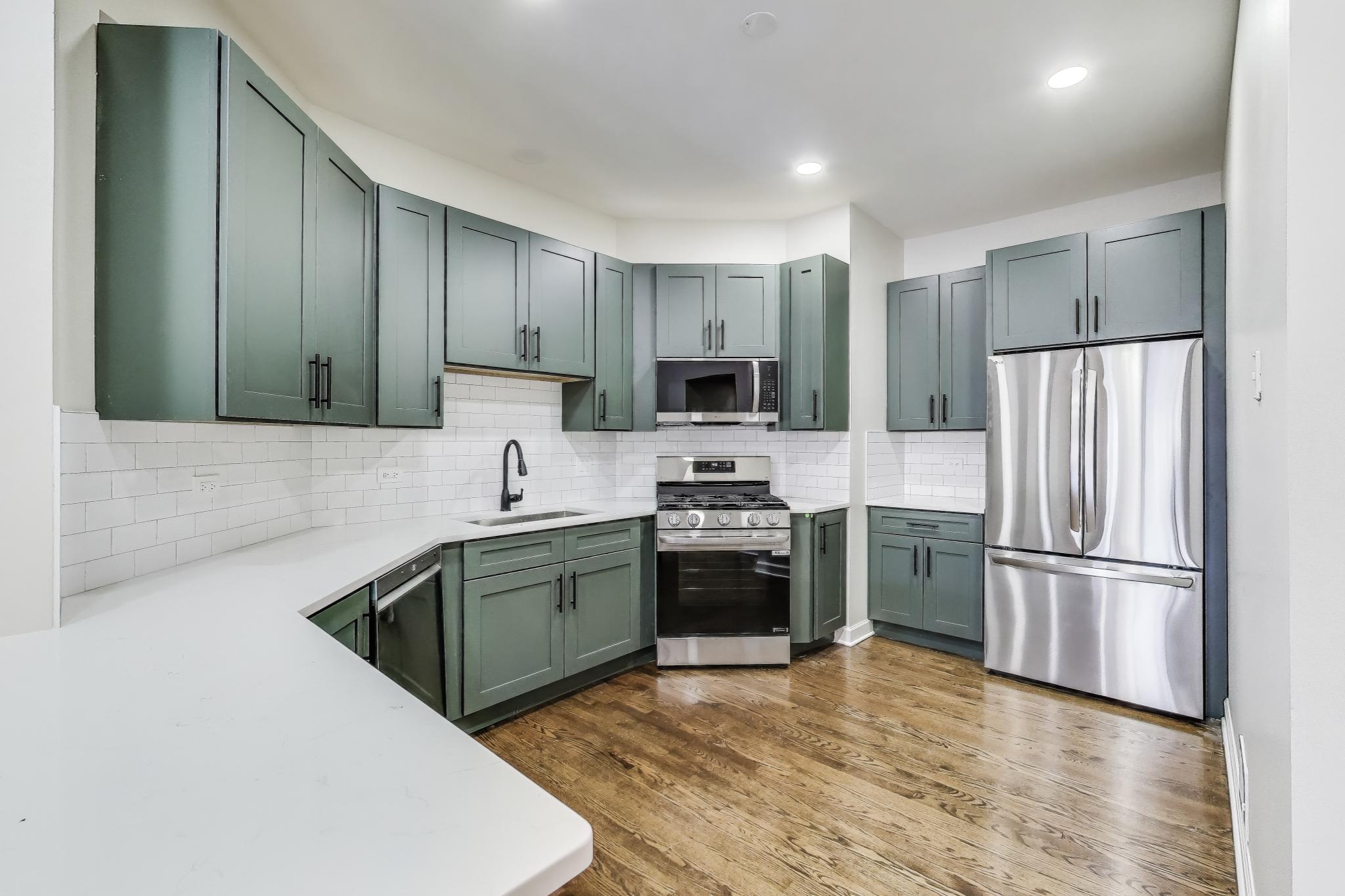 Lincoln Park 4 unit investment property increases rents 50%+ through value add services